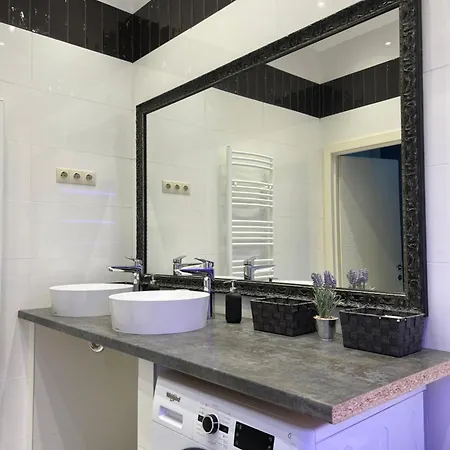 Apartament Heart Of *