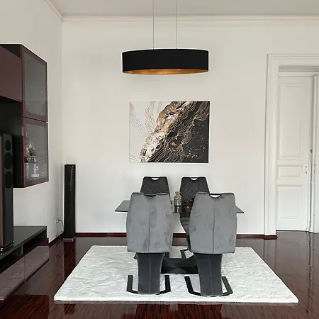 Apartment Heart Of *